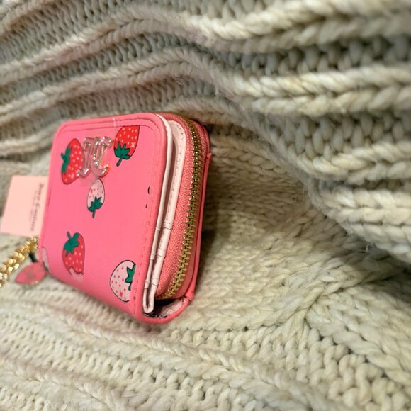 Juicy Couture “Pink Lemonade” Strawberry Zip Wallet w/ Chain NWT - Picture 3 of 7